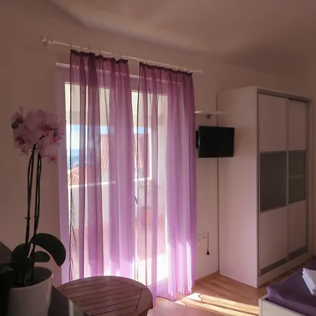 Apartment Petar Ii Hvar Town